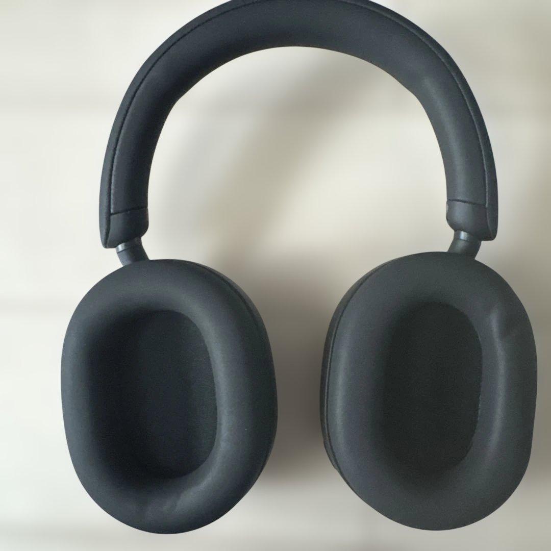 ソニー　WH-1000XM5 ブラック