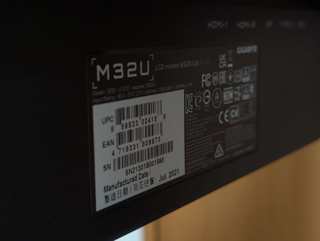 GIGABYTE ギガバイト 4Kゲーミングモニター 31.5型 M32U