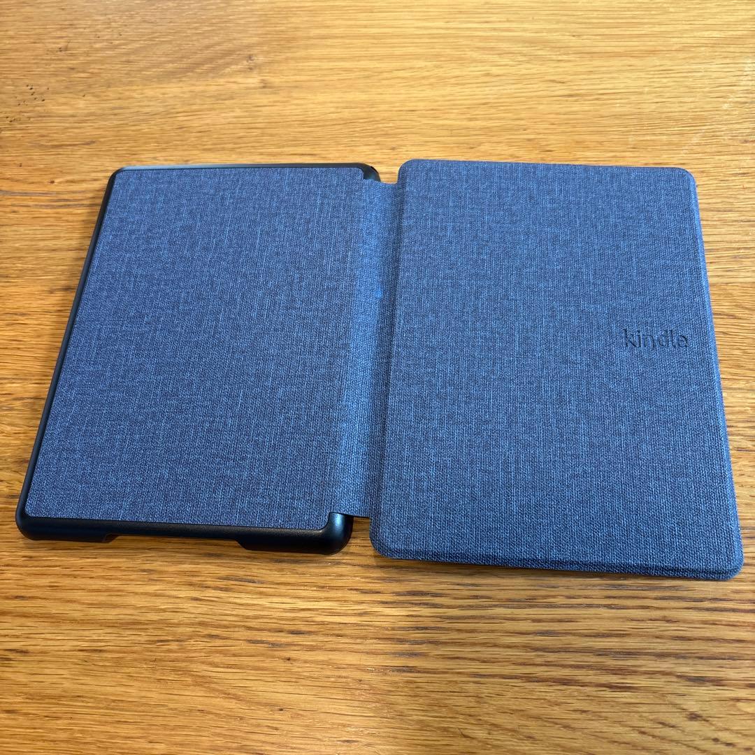 Kindle Paperwhite第11世代 8GB 広告あり　ケース付き