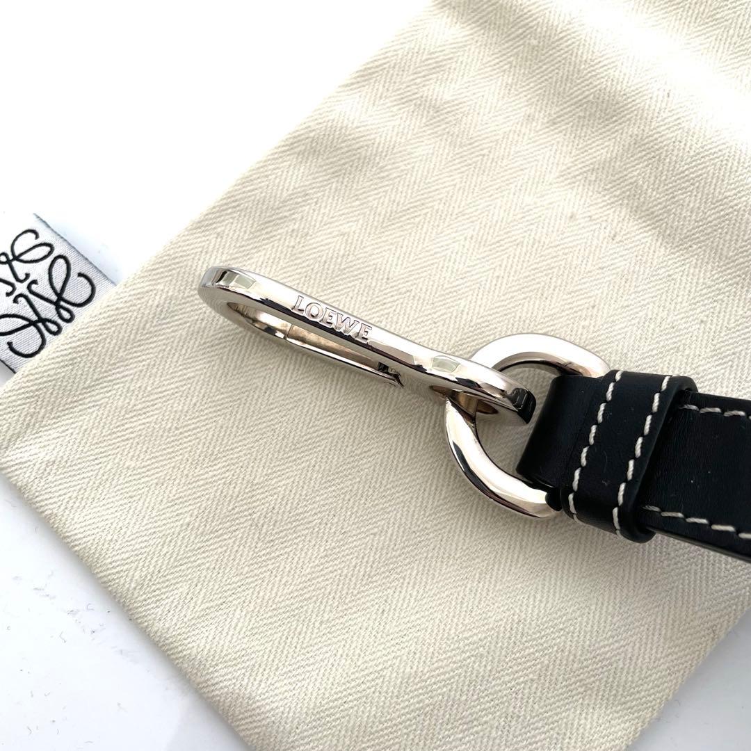 【美品】LOEWE ロエベ レザー ストラップ キーホルダー ブラック 本革