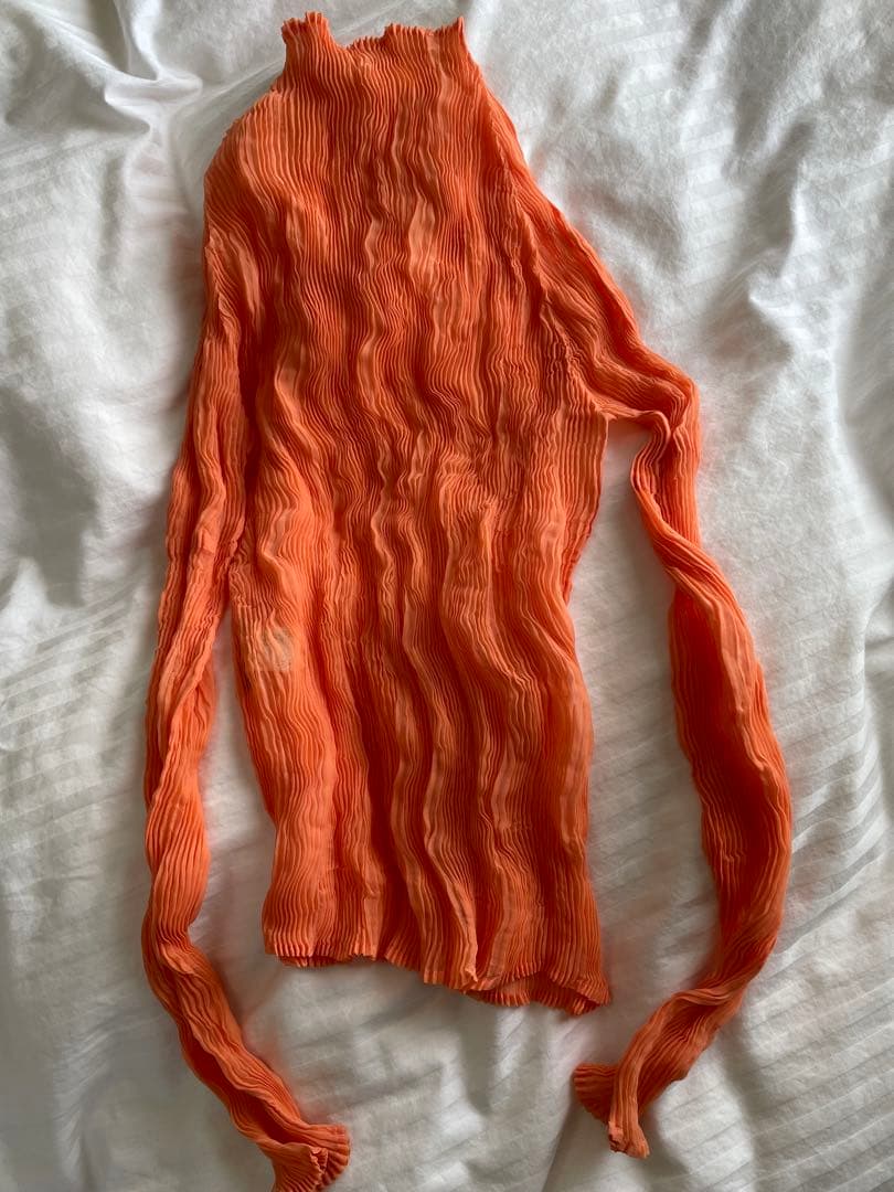 イッセイミヤケ　シフォン　ハイネック　オレンジ