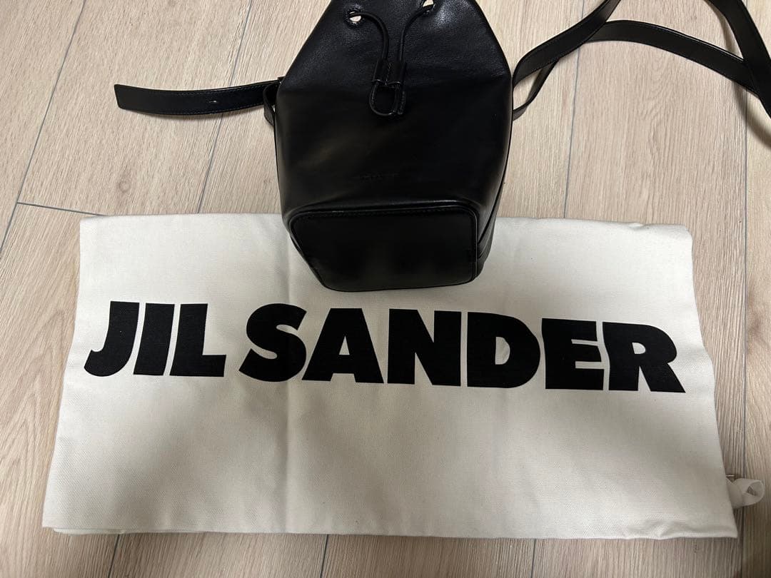 JIL SANDER ブラック レザー ショルダーバッグ