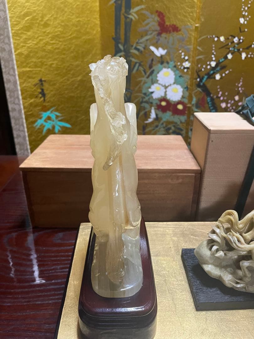 翡翠と石の馬のセット