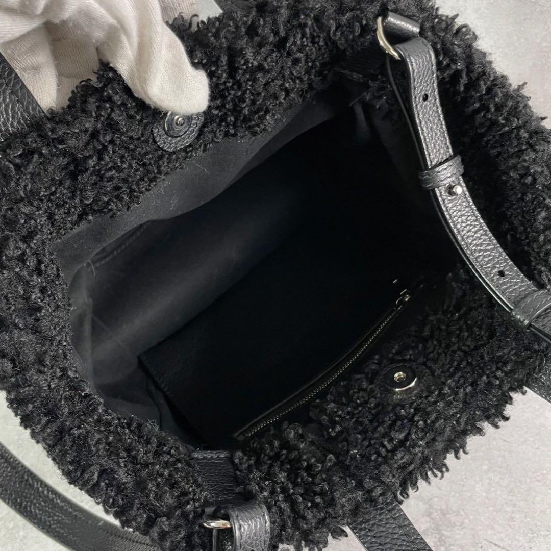 【極美品】バレンシアガ エブリデイ XS ノースサウス 黒 ショルダーバッグ