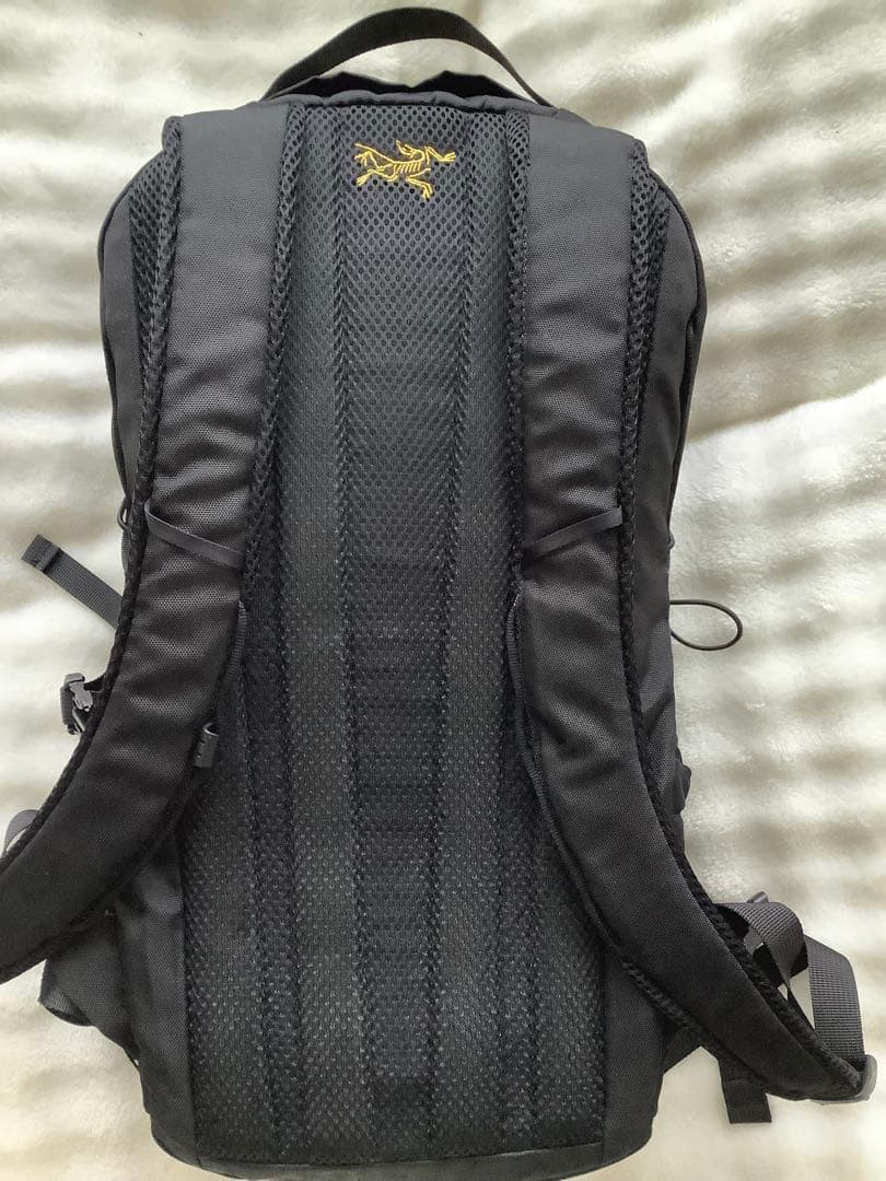Arc'teryx アークテリクスMantis 16 Backpack ブラック