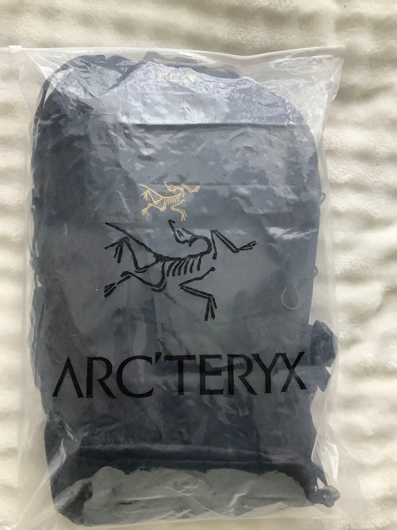 Arc'teryx アークテリクスMantis 16 Backpack ブラック
