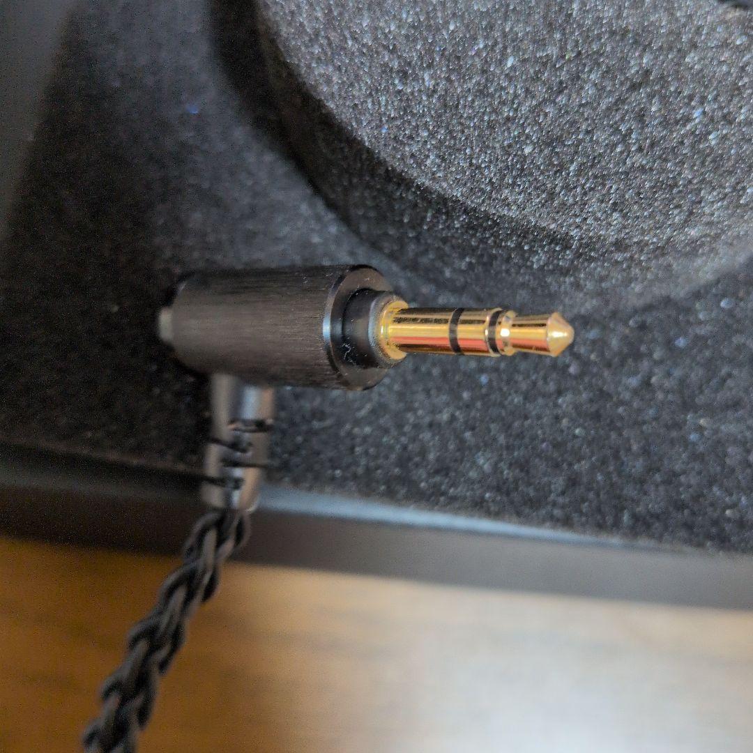 イヤホン Acoustune HS1657CU