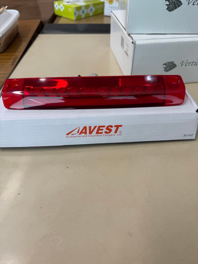 30アルファードAVEST Vertical Arrow Neo 4点セット