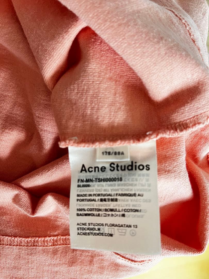 Acne Studios ピンク 半袖Tシャツ