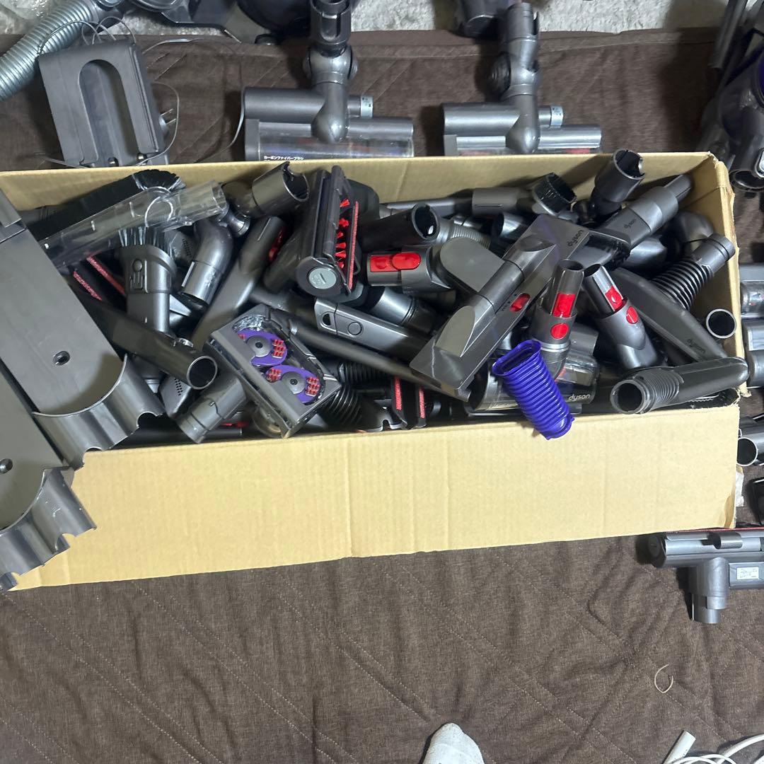 ダイソン　大量　まとめ売り　V6.V7.V8.v10など付属品付き