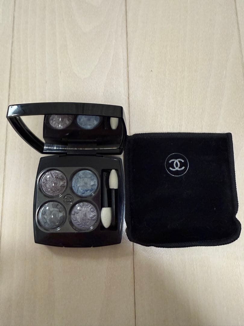 ホリデー限定 シャネル レキャトルオンブル 397 ニュイアストラル