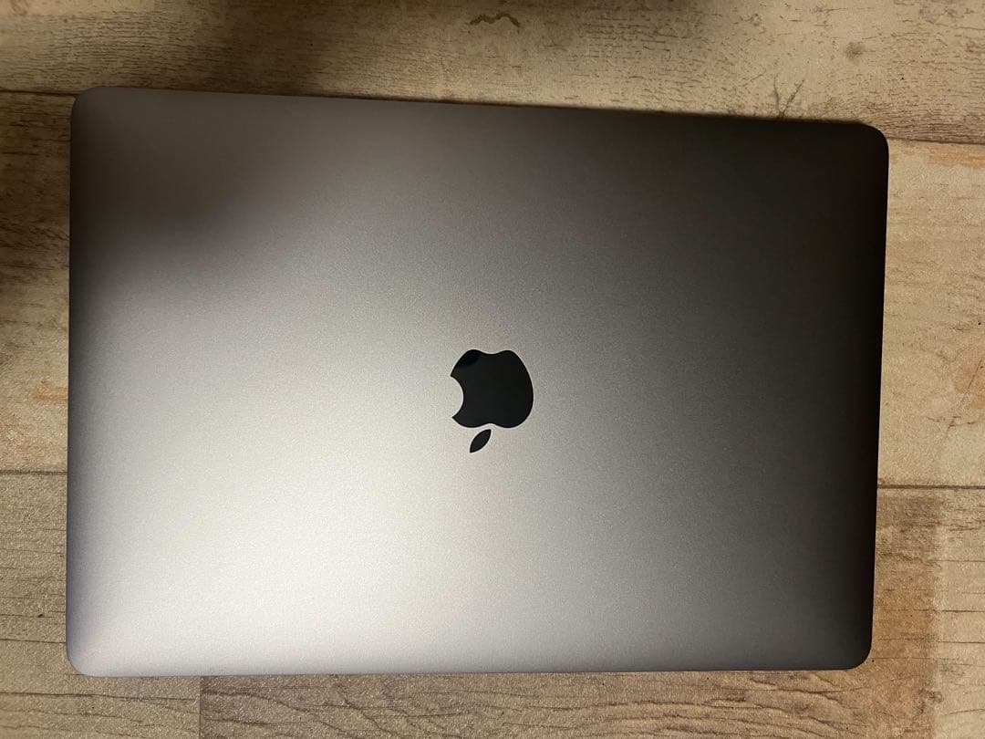 MacBook Pro 2020モデル 8GB Core i5 スペースグレー