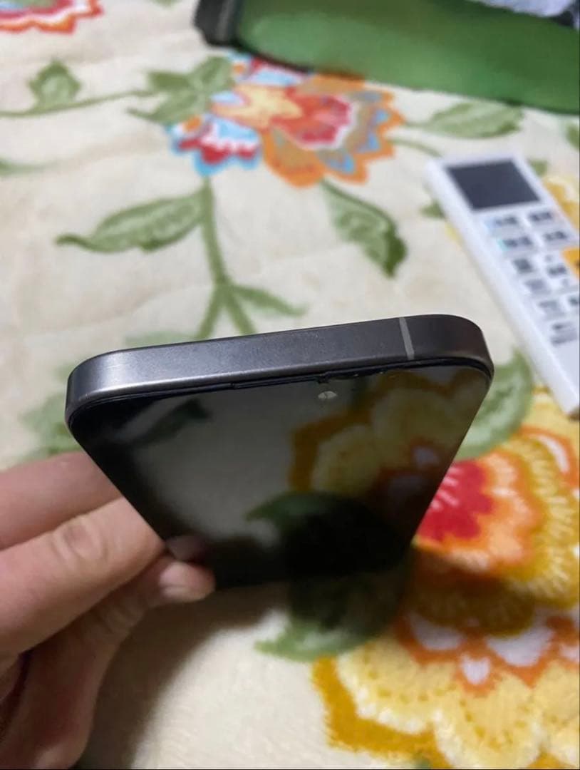 iPhone15 Pro 128GB 本体のみ　ジャンク　使用可能