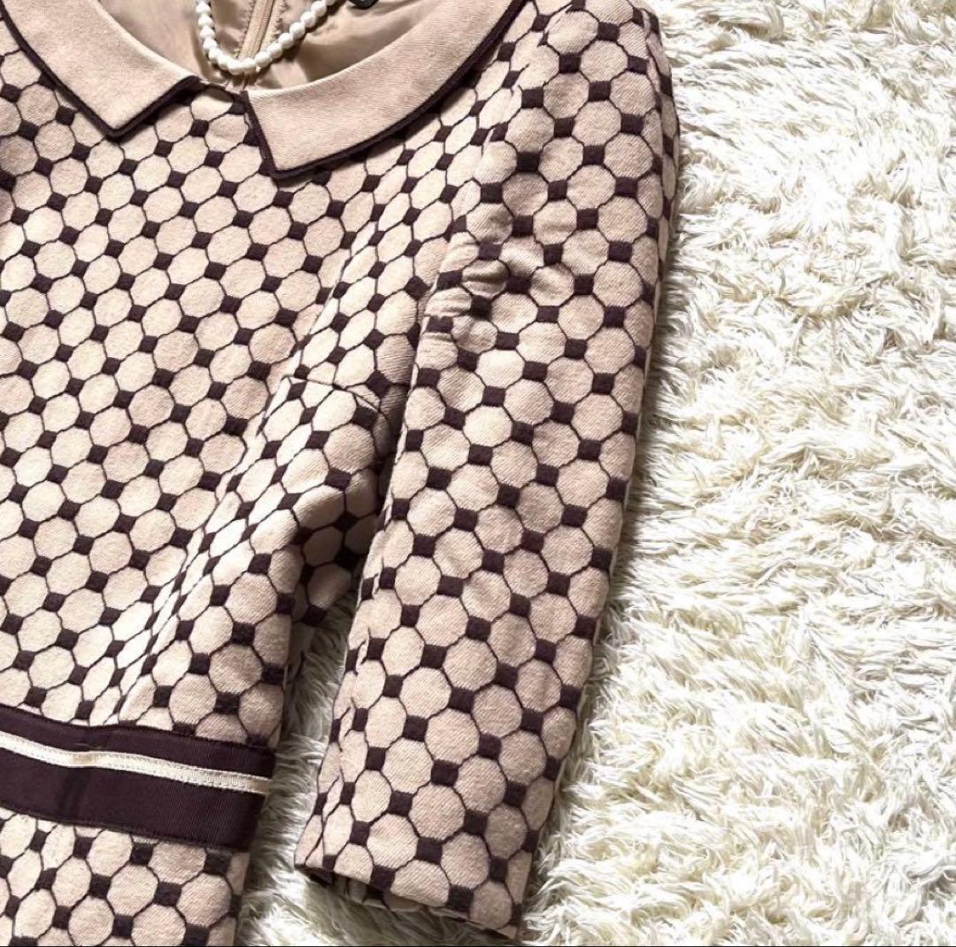 【極美品】トッカ 襟付きジャガードワンピース ウエストマーク フレア ブラウン4