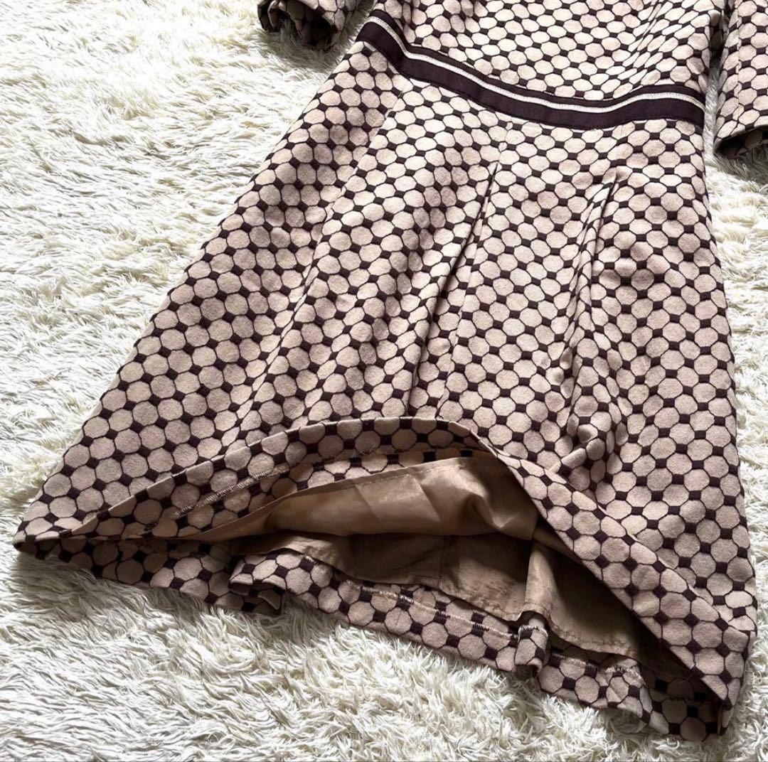 【極美品】トッカ 襟付きジャガードワンピース ウエストマーク フレア ブラウン4