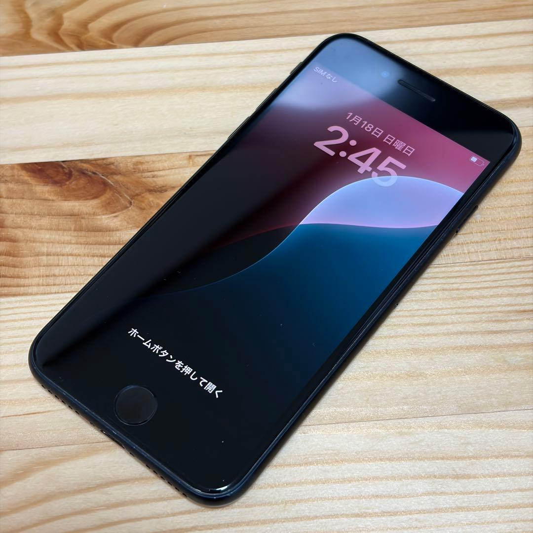 バッテリー新品　iPhoneSE第3世代64GB SIMフリー　美品