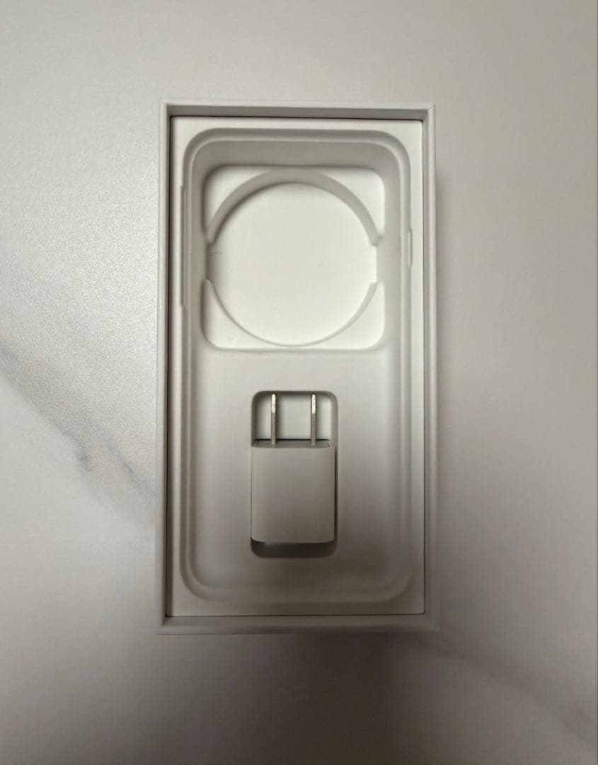 Apple iPhone SE 第3世代 アップル ブラック 箱付き 64GB