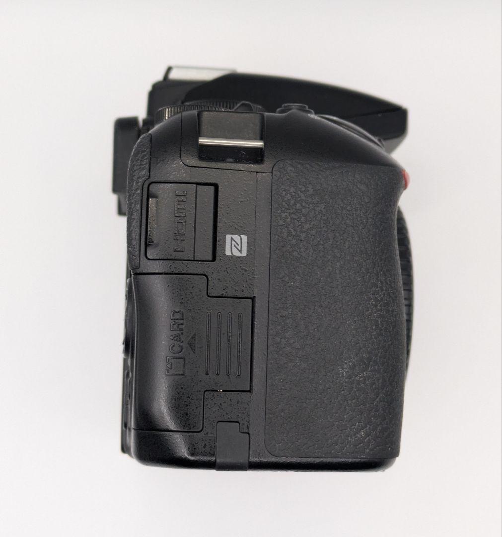 Nikon　D5600 ＋　レンズ　(18-55)VR