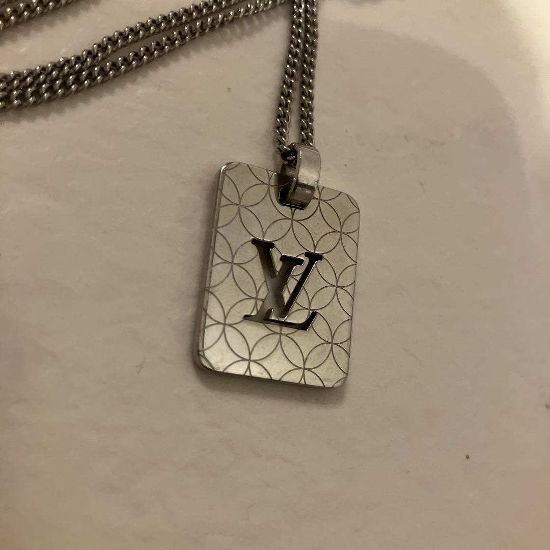 LOUIS VUITTON ルイヴィトン パンダンティフ シャンゼリゼ