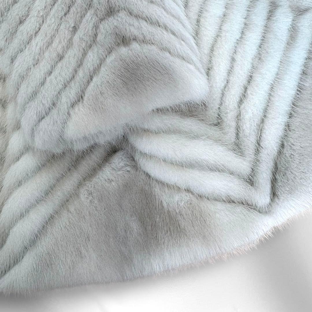 高級✨EMBA エンバ　ヴァイオレットミンク　毛皮ハーフコート　刺繍　11号