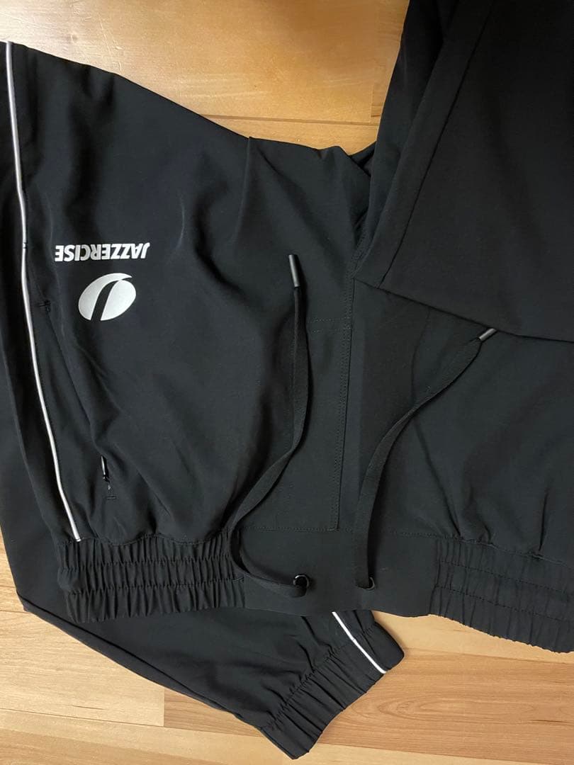 ジャザサイズ　パンツ　ブラック　Mサイズ