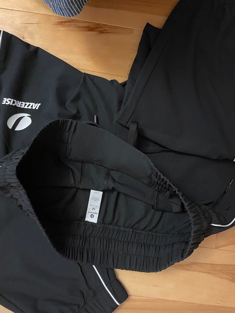 ジャザサイズ　パンツ　ブラック　Mサイズ