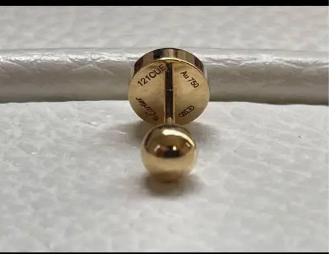 カルティエ　ラブ　LOVE シングルピアス　K18 イエローゴールド　片耳