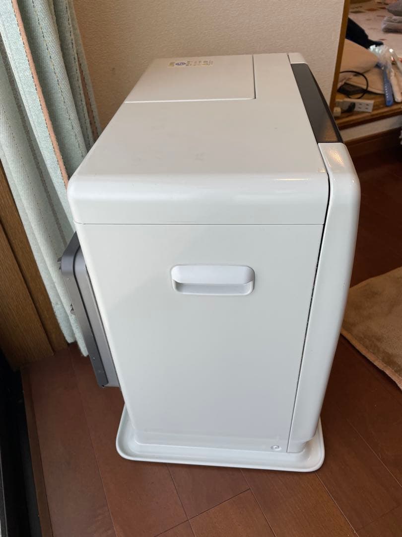 ダイニチ　石油ファンヒーター　　FW-KS4717SDX 17畳~12畳