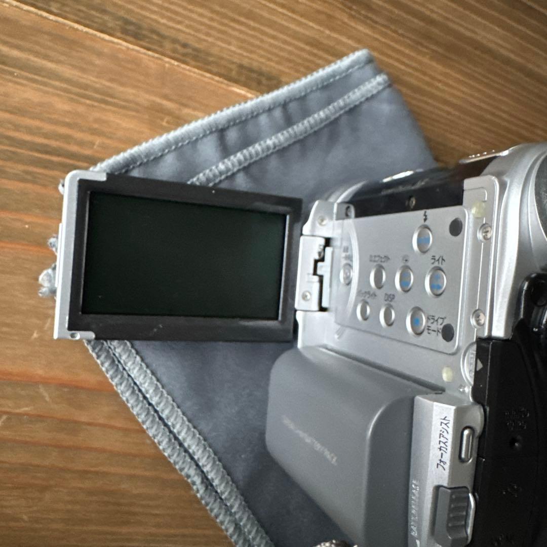 Canon iVIS HV10 本体色 グラナイトブラック