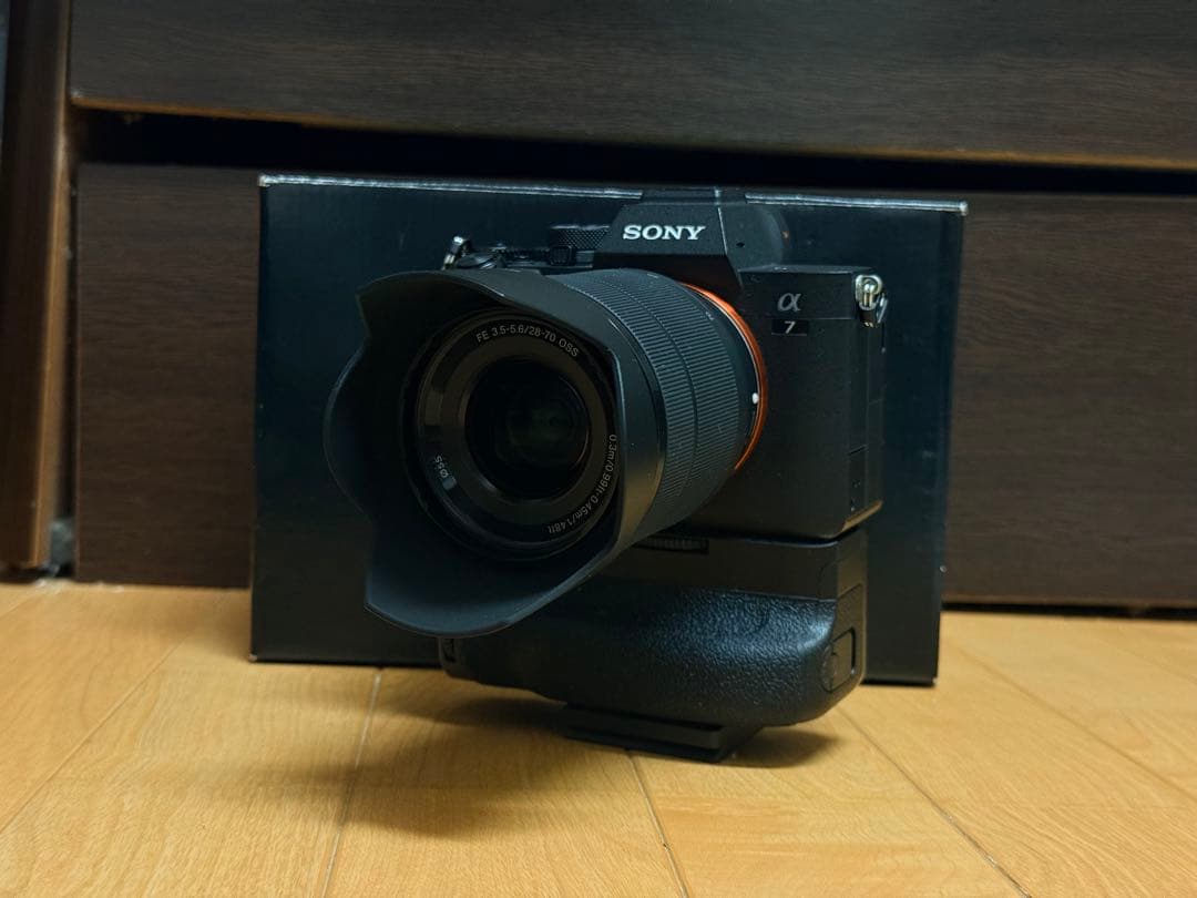 Sony α7IV ボディ+キットレンズ バッテリーグリップ等...