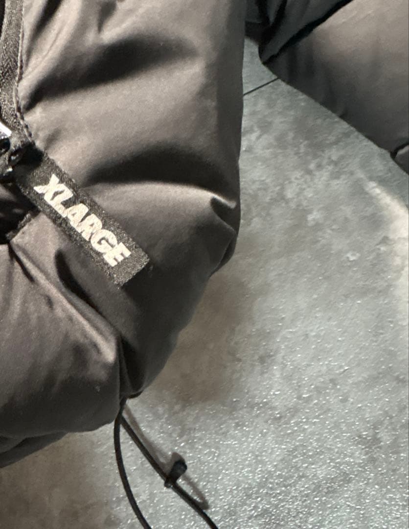 XLARGE 短丈　ダウンジャケット　ドローコード　ショート丈　ブラック　L 黒