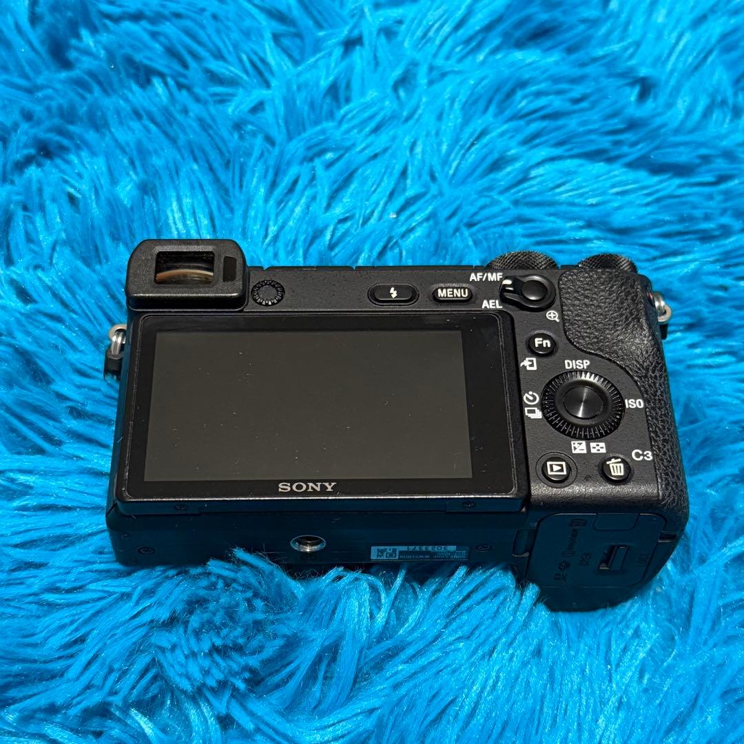 期間限定セール　Sony A6500 本体　デジタル一眼レフ