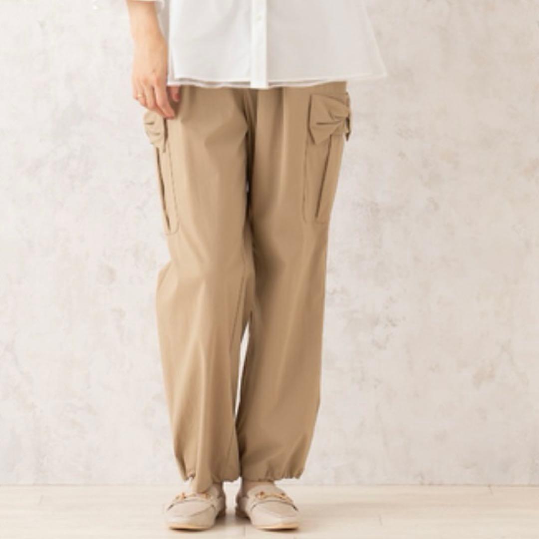 新品未使用　ローズティアラ　カーゴパンツ