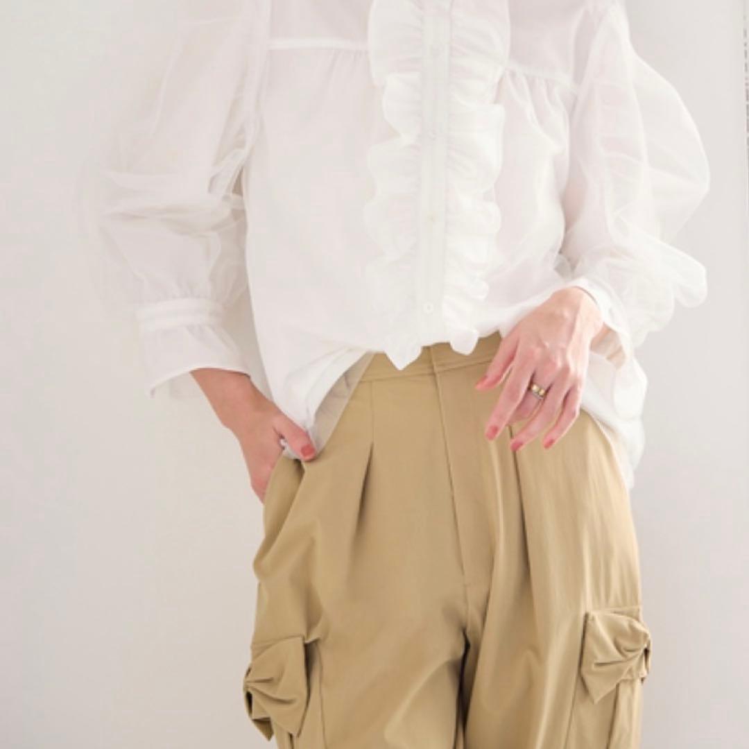 新品未使用　ローズティアラ　カーゴパンツ