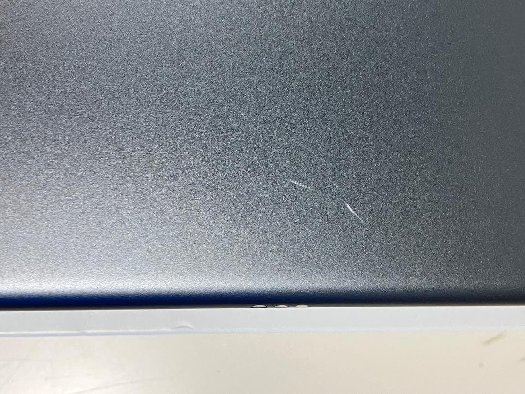 iPad 7世代　32GB グレー　セルラー カバーガラス付