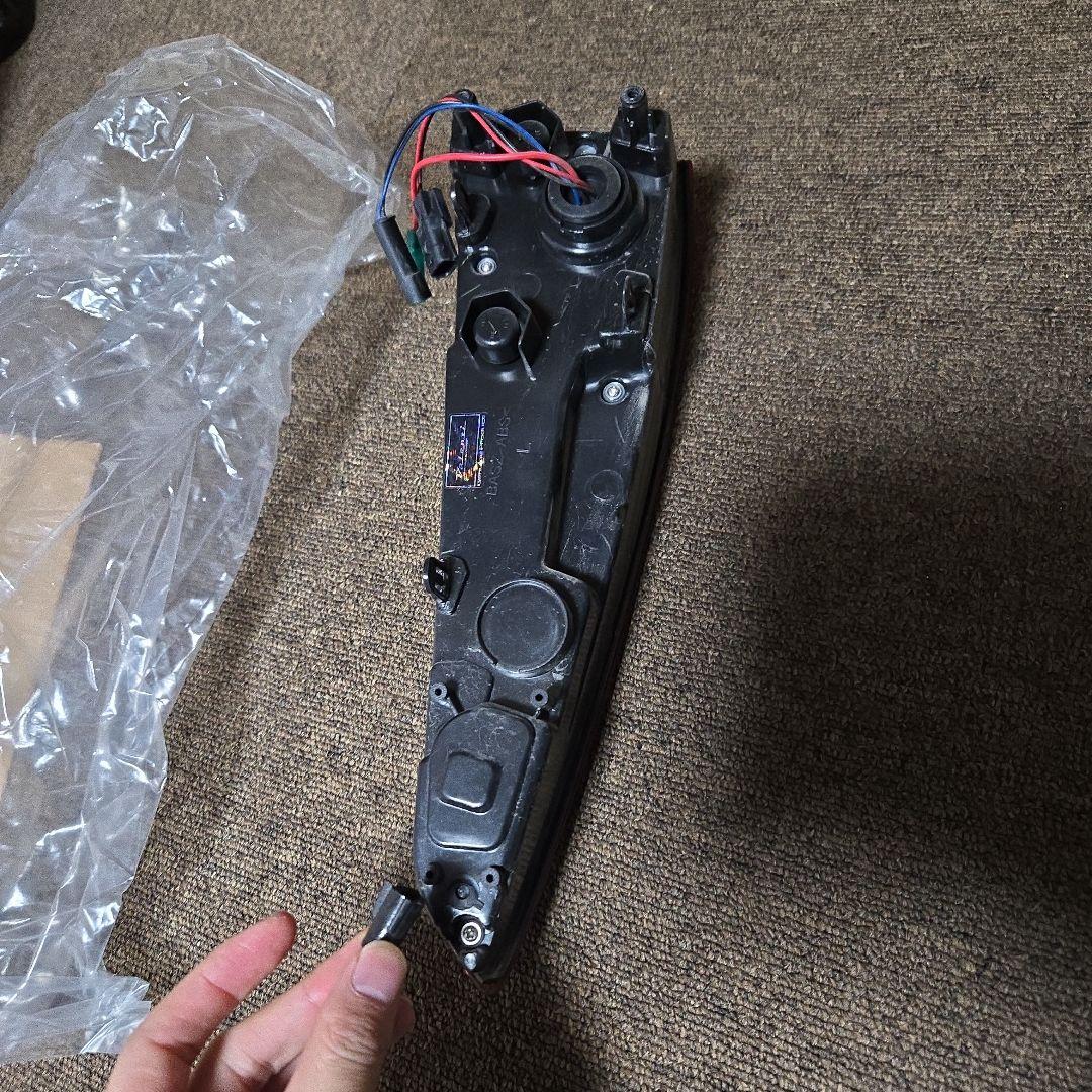 プリウス50　前期　バレンティLEDテール