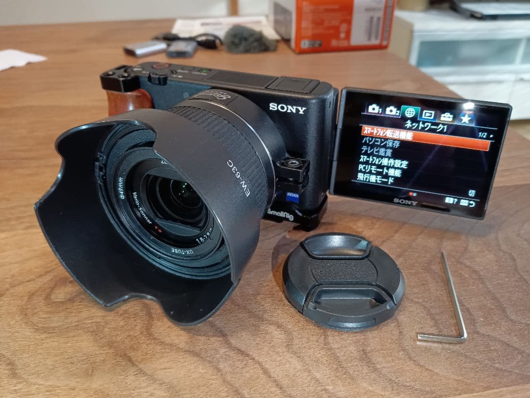【電池計3個+SmallRig付】SONY VLOGCAM ZV-1【返金保証】