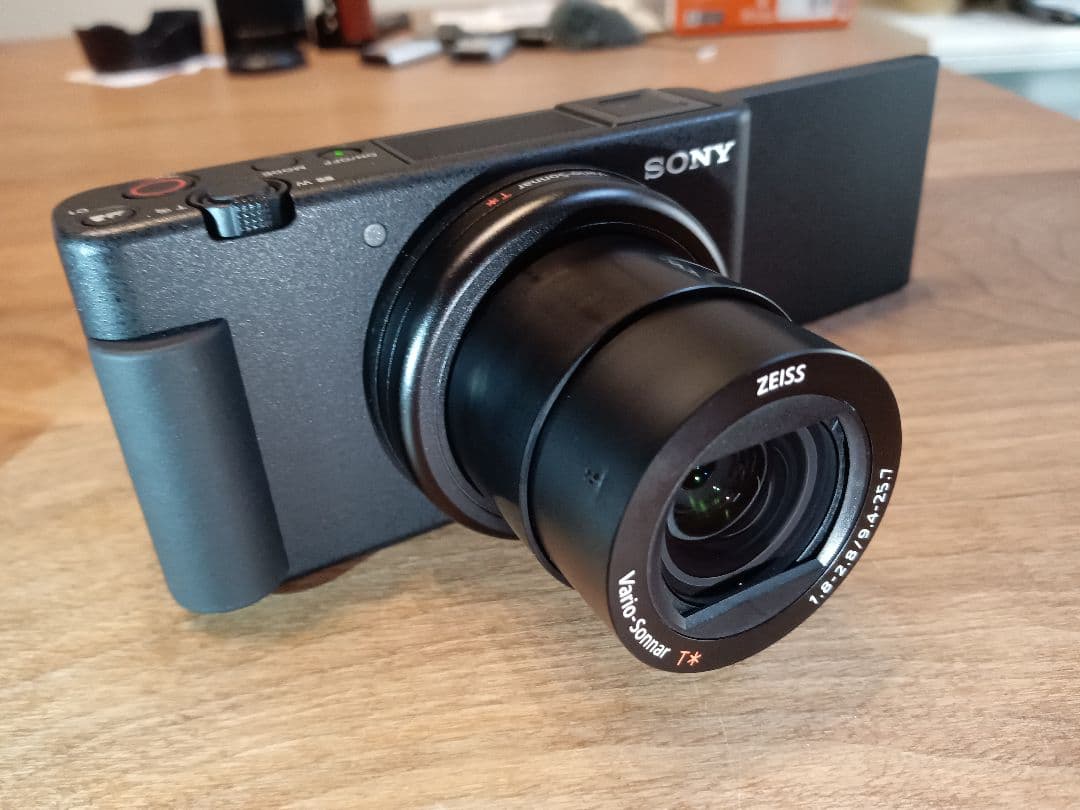 【電池計3個+SmallRig付】SONY VLOGCAM ZV-1【返金保証】