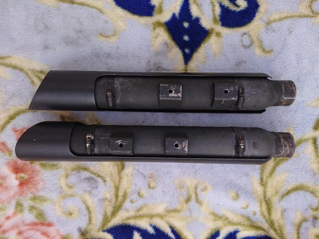 ハーレー　バンス＆ハインズ　ツインスラッシュ　スリップオン　マフラー