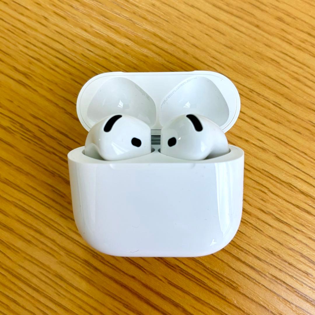 AirPods 4 本体 箱付き