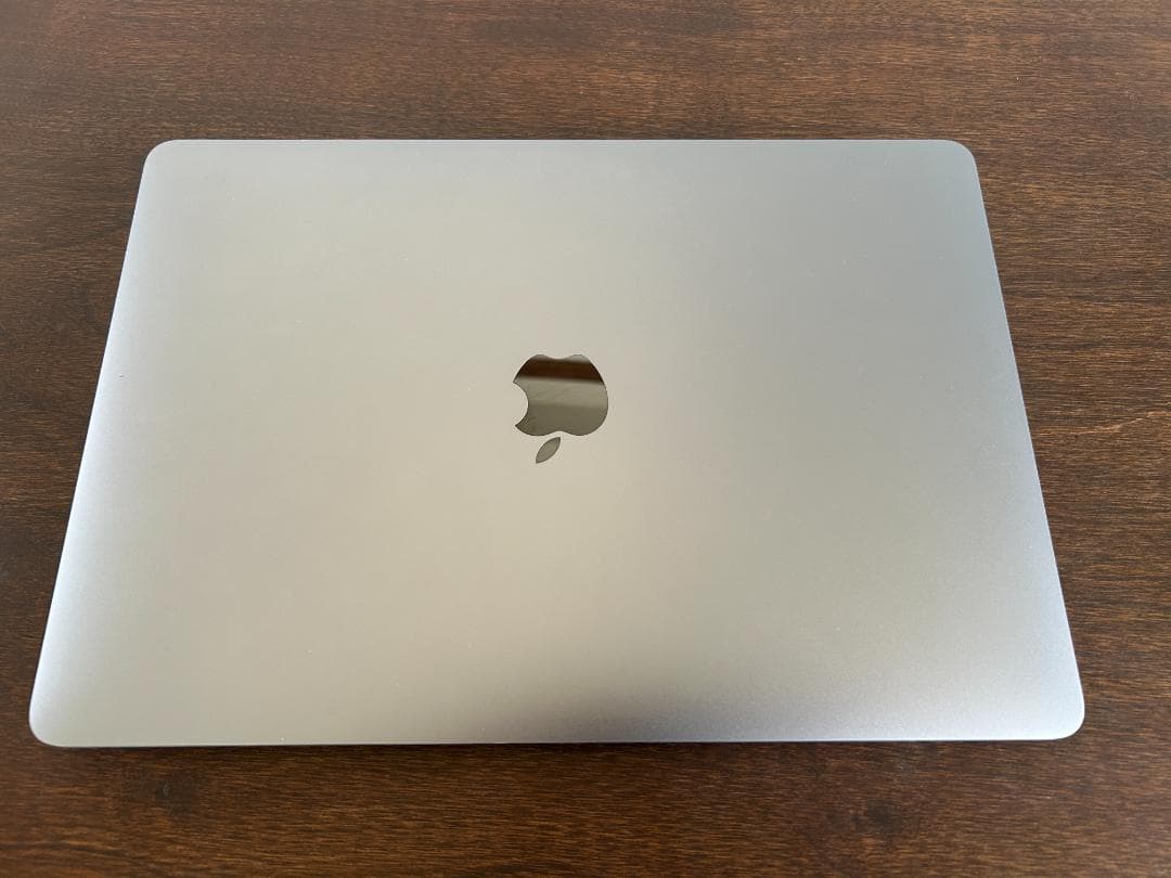 Apple MacBook Air M1 ノートパソコン