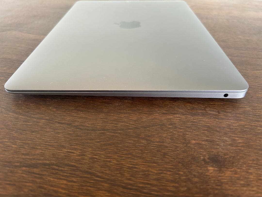 Apple MacBook Air M1 ノートパソコン