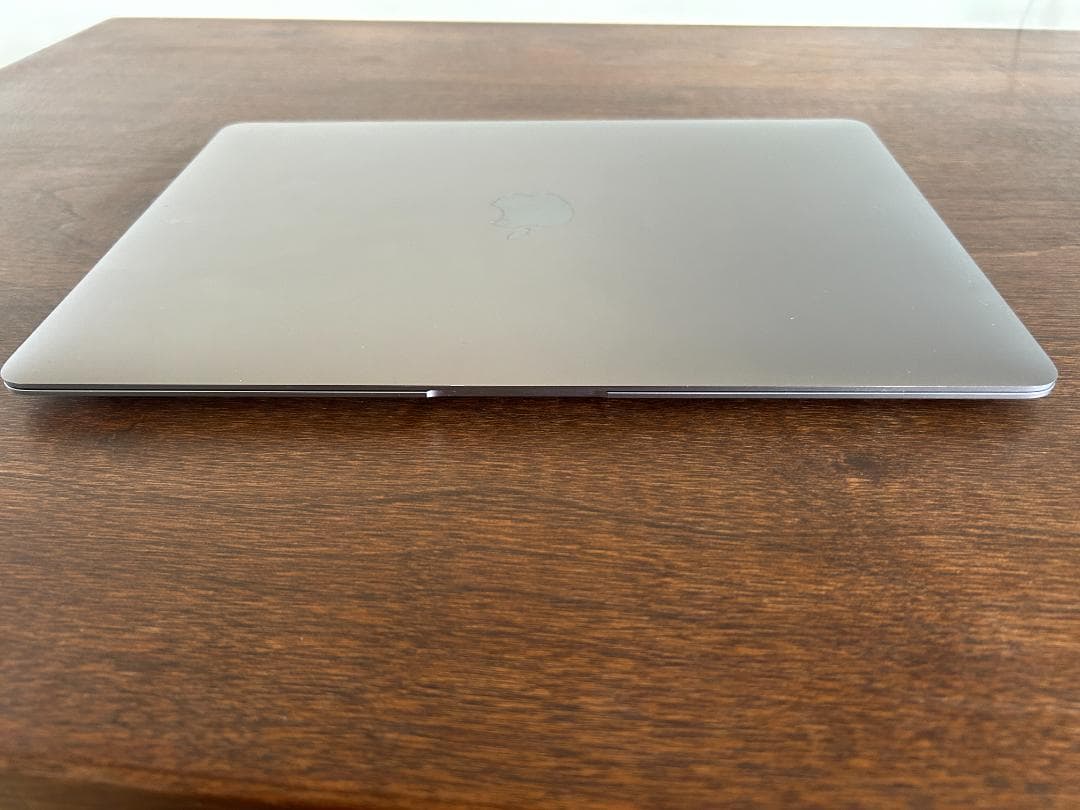 Apple MacBook Air M1 ノートパソコン