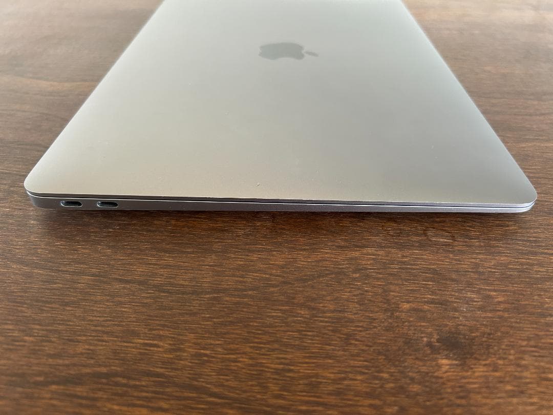Apple MacBook Air M1 ノートパソコン