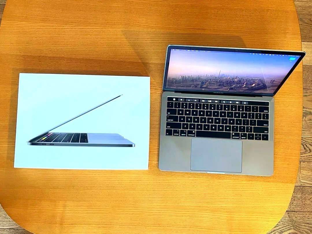 【美品・バッテリー交換済・16GB】MacBook Pro 13インチ USキー