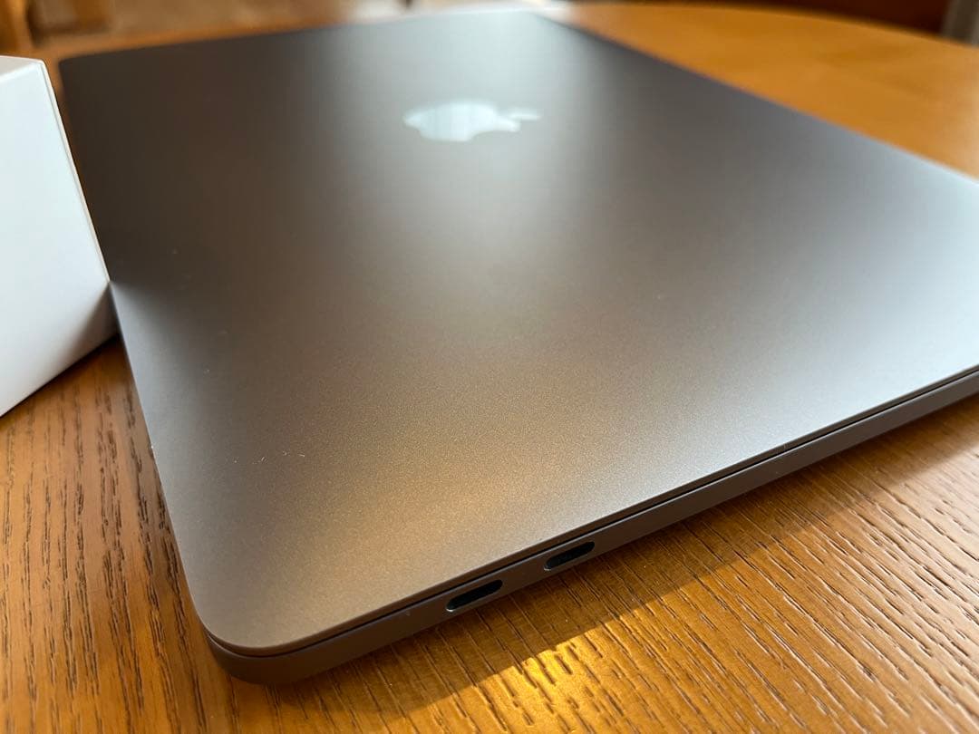 【美品・バッテリー交換済・16GB】MacBook Pro 13インチ USキー