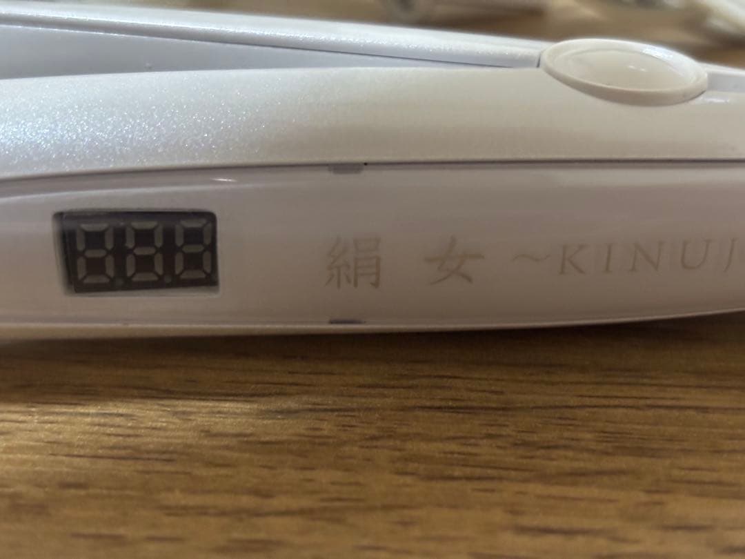 絹女　KINUJYO キヌジョ　ヘアアイロン　ストレートアイロン
