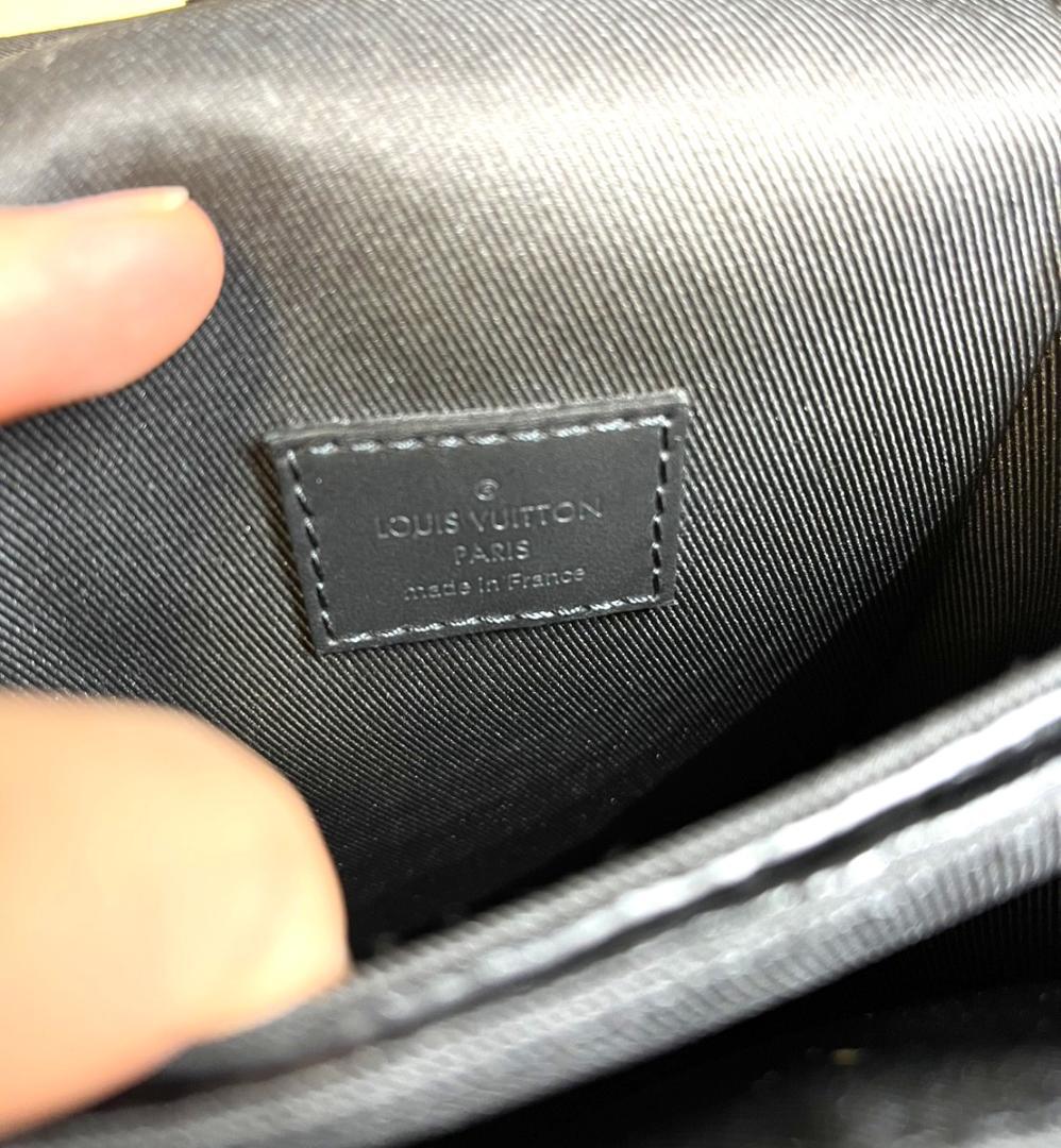 【極美品】ルイヴィトン Ｓロック　ヴェルティカル・ウェアラブルM81524