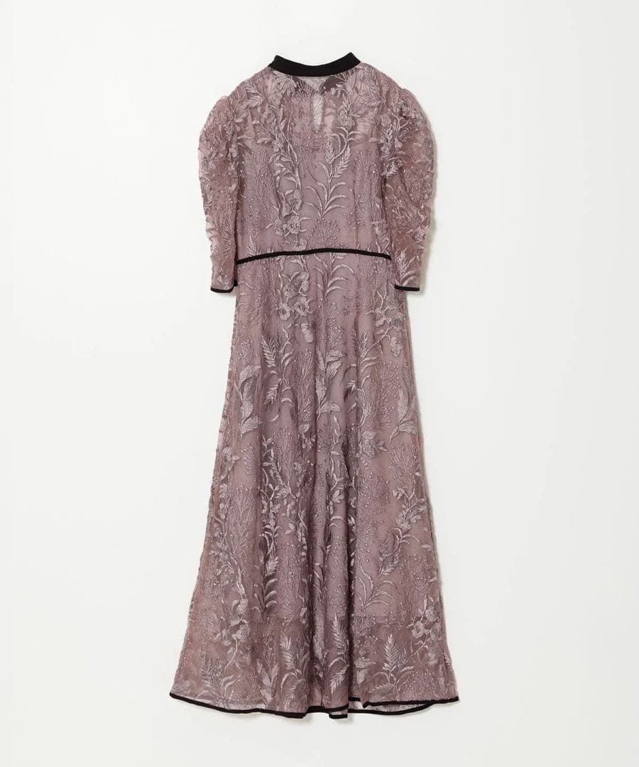 薄紫フラワー刺繍Aラインドレス