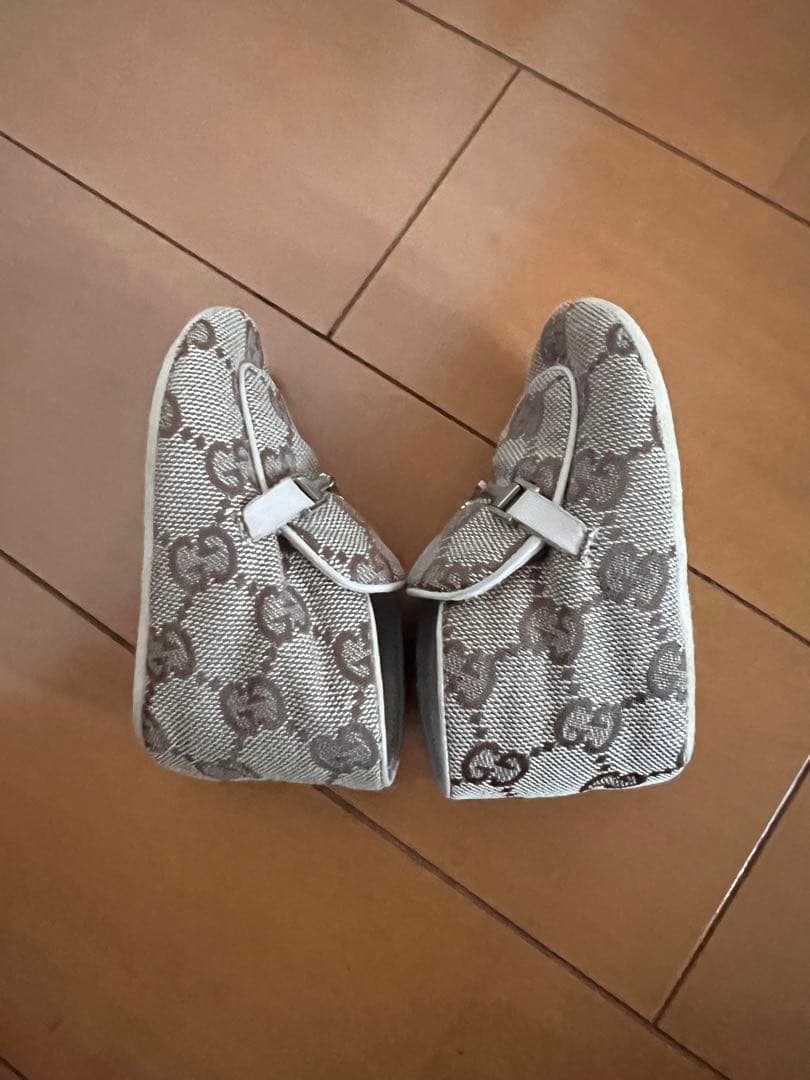 GUCCIベビーファーストシューズ＆CELINEロゴベアー♡